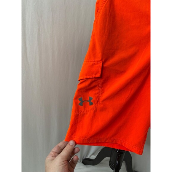 Boys XL Shorts Under Armour Orange Athletic Pockets Lightweight Cargo - Picture 3 of 10